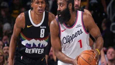 莱万双响力挽狂澜，巴塞罗那3-3战平国米，晋级希望成奇迹